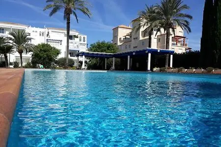 Familias Con Niños. Playa A 100m